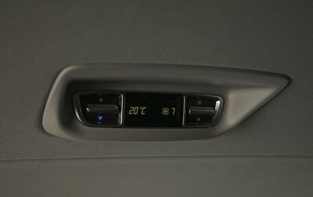 Mercedes-Benz V-Класс, 2018 год, 4 299 000 рублей, 24 фотография