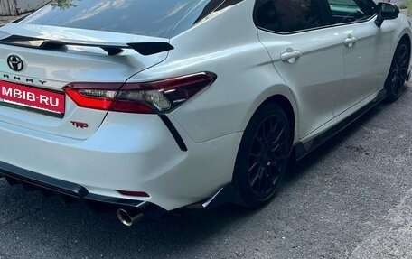 Toyota Camry, 2023 год, 3 300 000 рублей, 4 фотография
