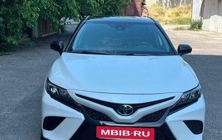 Toyota Camry, 2023 год, 3 300 000 рублей, 13 фотография