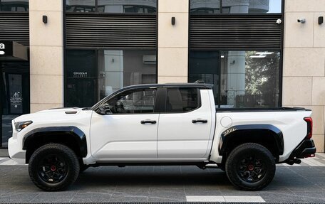 Toyota Tacoma, 2025 год, 11 290 000 рублей, 8 фотография
