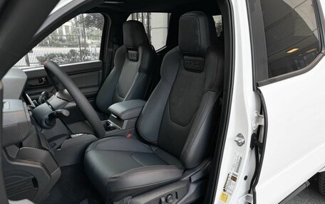 Toyota Tacoma, 2025 год, 11 290 000 рублей, 26 фотография