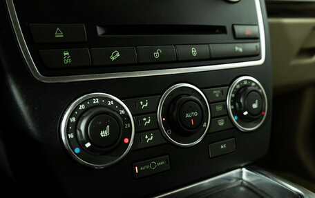 Land Rover Freelander II рестайлинг 2, 2014 год, 1 349 585 рублей, 18 фотография