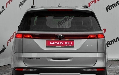 KIA Carnival, 2021 год, 3 890 000 рублей, 7 фотография