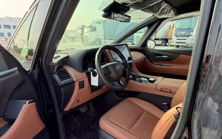 Toyota Alphard, 2026 год, 11 900 000 рублей, 9 фотография