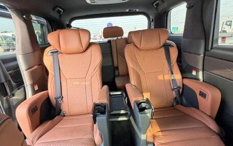 Toyota Alphard, 2026 год, 11 900 000 рублей, 14 фотография