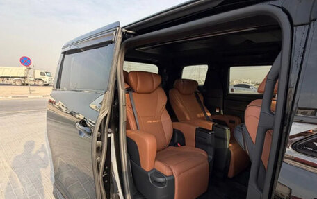 Toyota Alphard, 2026 год, 11 900 000 рублей, 18 фотография