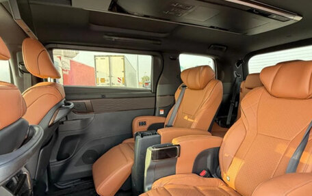 Toyota Alphard, 2026 год, 11 900 000 рублей, 16 фотография