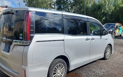 Toyota Esquire I, 2018 год, 2 375 000 рублей, 1 фотография