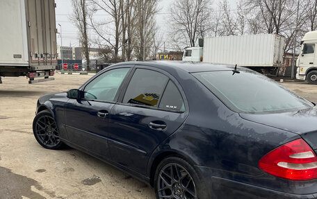 Mercedes-Benz E-Класс, 2002 год, 890 000 рублей, 2 фотография