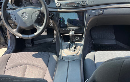 Mercedes-Benz E-Класс, 2002 год, 890 000 рублей, 13 фотография
