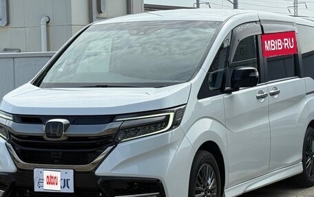 Honda Stepwgn IV, 2022 год, 2 040 000 рублей, 2 фотография