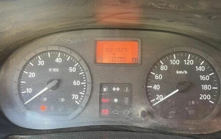 Renault Logan I, 2006 год, 210 000 рублей, 2 фотография