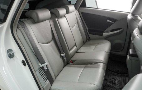 Toyota Prius, 2010 год, 909 000 рублей, 9 фотография
