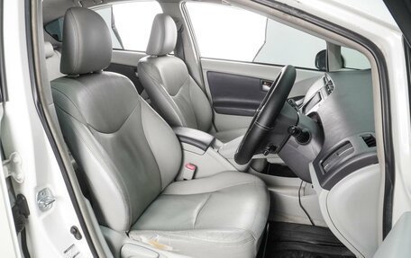 Toyota Prius, 2010 год, 909 000 рублей, 10 фотография