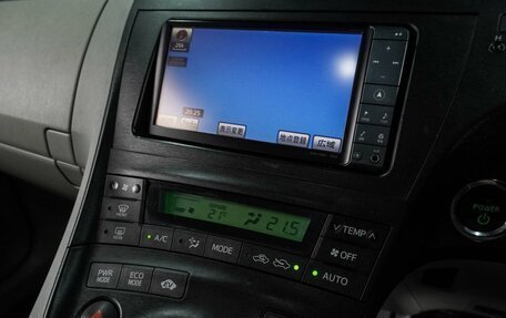 Toyota Prius, 2010 год, 909 000 рублей, 13 фотография