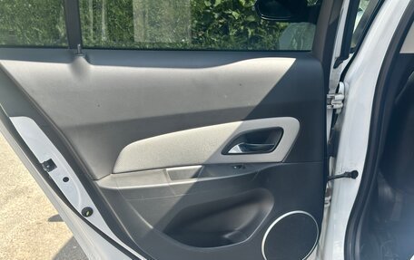 Chevrolet Cruze II, 2013 год, 670 000 рублей, 10 фотография