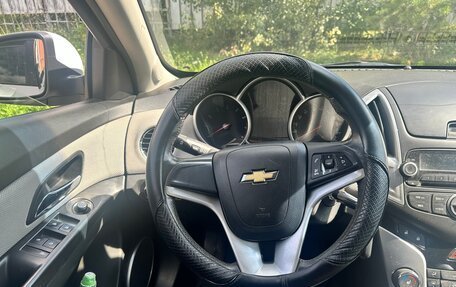 Chevrolet Cruze II, 2013 год, 670 000 рублей, 13 фотография