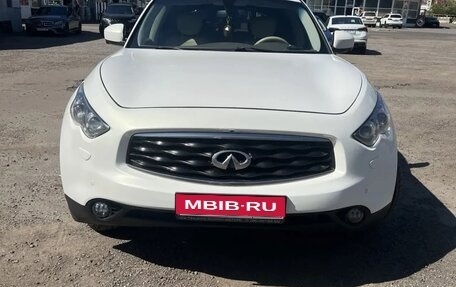 Infiniti FX II, 2011 год, 1 750 000 рублей, 3 фотография