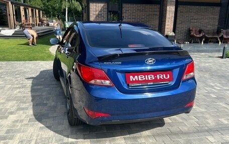 Hyundai Solaris II рестайлинг, 2016 год, 955 000 рублей, 3 фотография