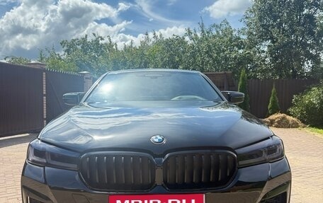 BMW 5 серия, 2020 год, 5 100 000 рублей, 3 фотография