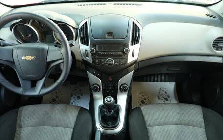 Chevrolet Cruze II, 2013 год, 599 000 рублей, 13 фотография