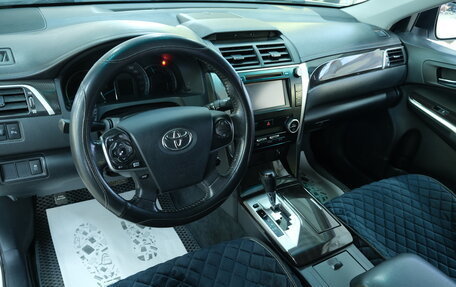 Toyota Camry, 2013 год, 2 049 000 рублей, 11 фотография