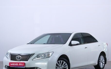 Toyota Camry, 2013 год, 2 049 000 рублей, 4 фотография