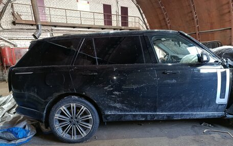 Land Rover Range Rover IV рестайлинг, 2023 год, 4 500 000 рублей, 2 фотография