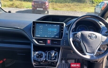 Toyota Esquire I, 2018 год, 2 375 000 рублей, 9 фотография