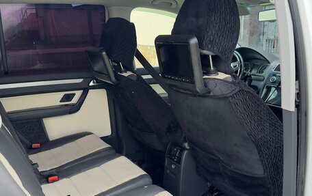 Volkswagen Touran III, 2012 год, 795 000 рублей, 5 фотография
