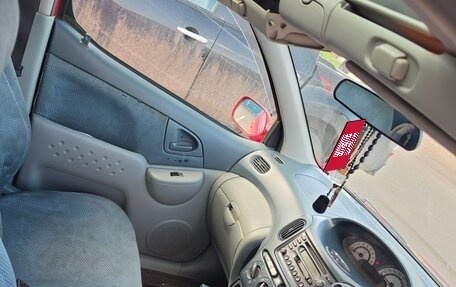 Toyota FunCargo, 2000 год, 500 000 рублей, 7 фотография