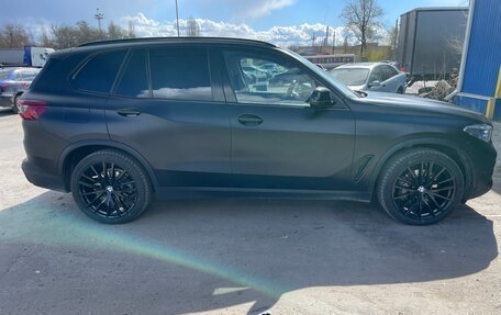 BMW X5, 2019 год, 5 600 000 рублей, 4 фотография