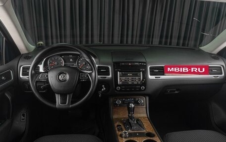 Volkswagen Touareg III, 2012 год, 1 849 000 рублей, 10 фотография