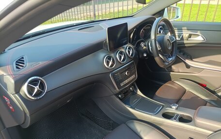 Mercedes-Benz CLA, 2016 год, 1 850 000 рублей, 12 фотография