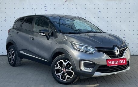 Renault Kaptur I рестайлинг, 2018 год, 1 300 000 рублей, 2 фотография