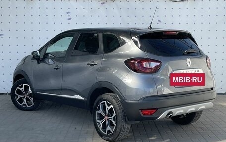 Renault Kaptur I рестайлинг, 2018 год, 1 300 000 рублей, 5 фотография