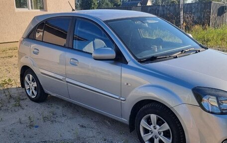 KIA Rio II, 2011 год, 620 000 рублей, 3 фотография