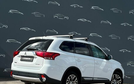 Mitsubishi Outlander III рестайлинг 3, 2015 год, 1 598 900 рублей, 2 фотография