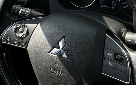 Mitsubishi Outlander III рестайлинг 3, 2015 год, 1 598 900 рублей, 23 фотография