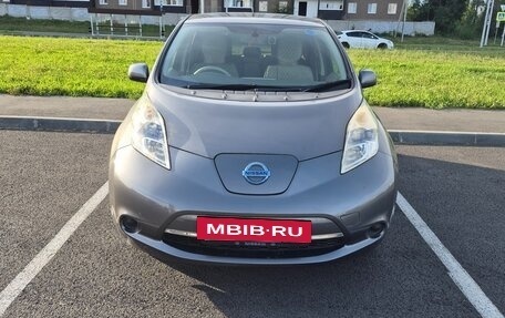 Nissan Leaf I, 2015 год, 850 000 рублей, 2 фотография