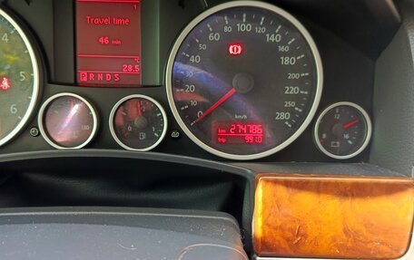 Volkswagen Touareg III, 2007 год, 1 200 000 рублей, 2 фотография