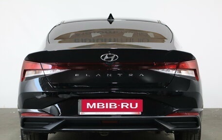 Hyundai Elantra, 2021 год, 1 799 000 рублей, 5 фотография