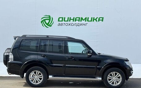 Mitsubishi Pajero IV, 2015 год, 2 300 000 рублей, 4 фотография