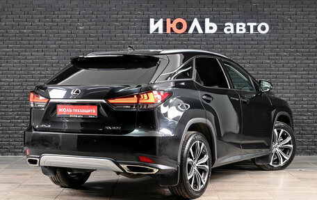Lexus RX IV рестайлинг, 2020 год, 5 300 000 рублей, 4 фотография
