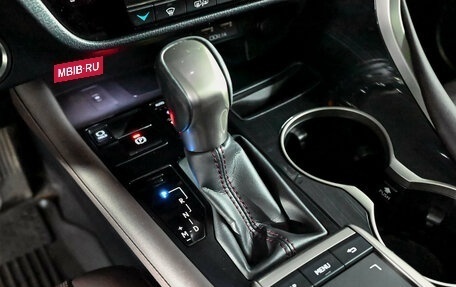 Lexus RX IV рестайлинг, 2020 год, 5 300 000 рублей, 17 фотография