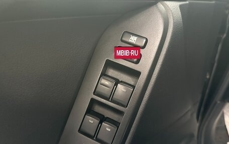 Toyota Land Cruiser Prado 150 рестайлинг 2, 2019 год, 4 950 000 рублей, 8 фотография