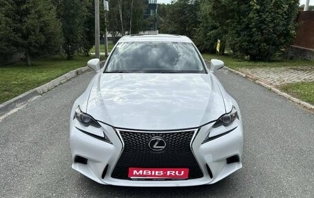 Lexus IS III, 2016 год, 2 550 000 рублей, 1 фотография
