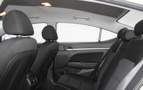 Hyundai Elantra VI рестайлинг, 2019 год, 1 699 900 рублей, 7 фотография