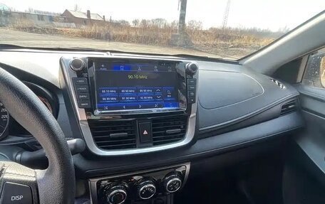 Toyota Yaris, 2022 год, 1 540 000 рублей, 21 фотография