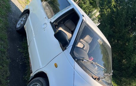 Nissan Serena I, 1993 год, 105 000 рублей, 5 фотография